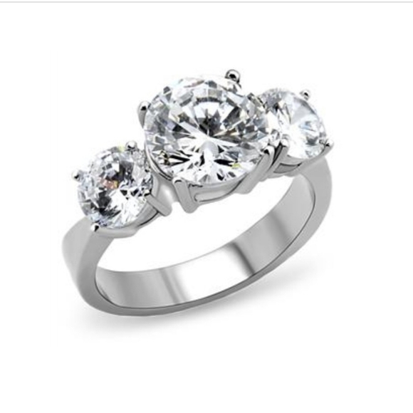 Silver anniversary Ring 3 stones Cubic Zirconia sizes 5 10 11 - Picture 2 of 10